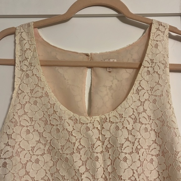 Aritzia Talula lace top - Picture 6 of 7